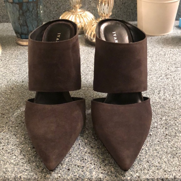 Ivanka Trump Shoes - Brand new gray heels!